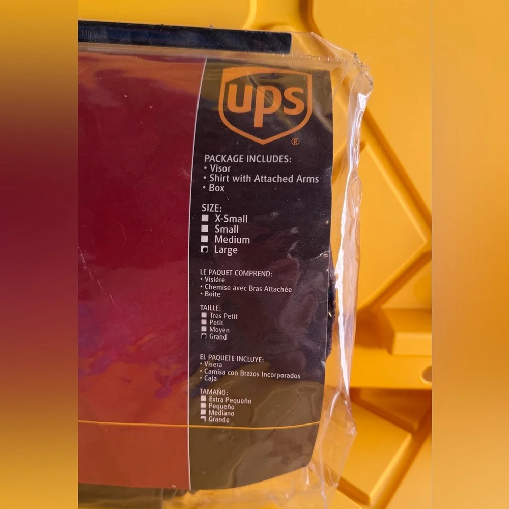 California Costumes UPS Pal Pet Costume large
